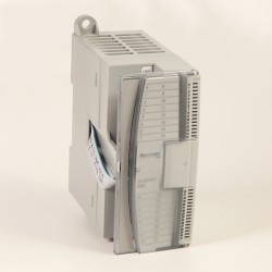  Allen-Bradley 1762-IQ8 